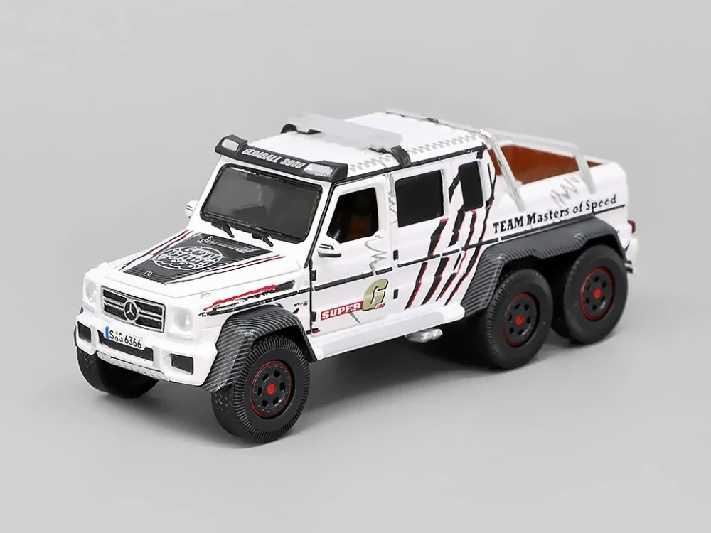 Mercedes-Benz G63 AMG 6x6 2021 Safety Car 1:64 Era Car