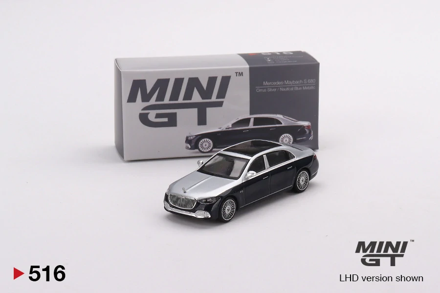 MiniGT #516 Mercedes-Maybach S680 Cirrus Silver / Nautical Blue Metallic