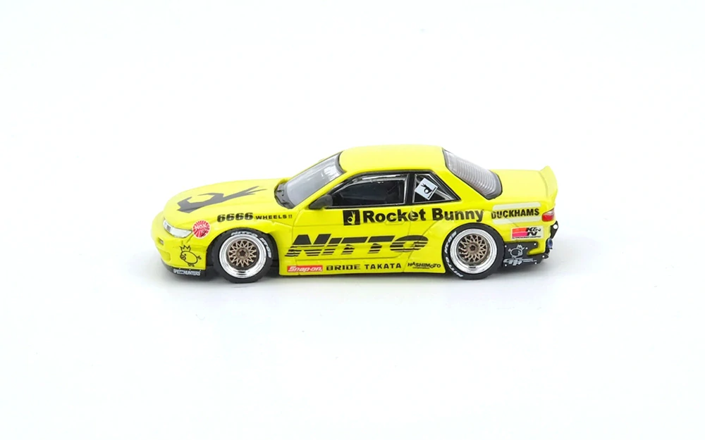 Nissan Silva S13 V2 "Pandem / Rocket Bunny" 1:64 INNO64